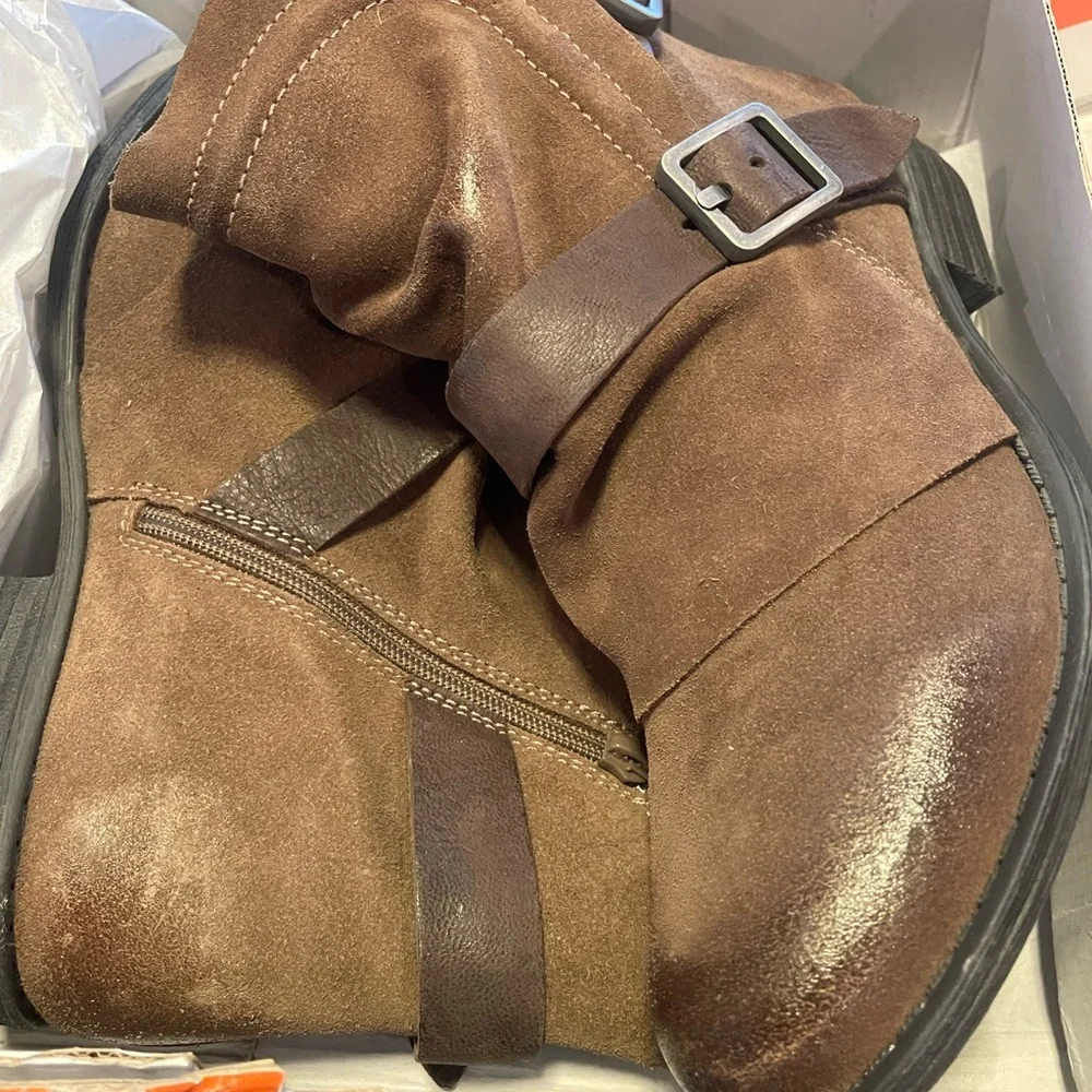 Miz Mooz Dominique buckle suede leather boots nib 39/8 m
